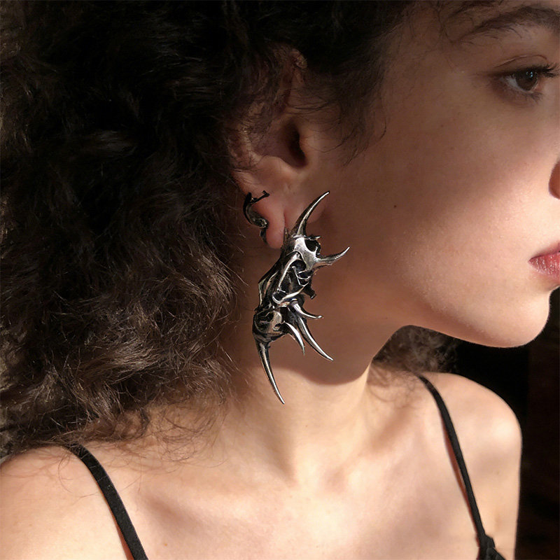 Kolczyki w kształcie czaszki z – Body Jewelry Goth recenzja i cena