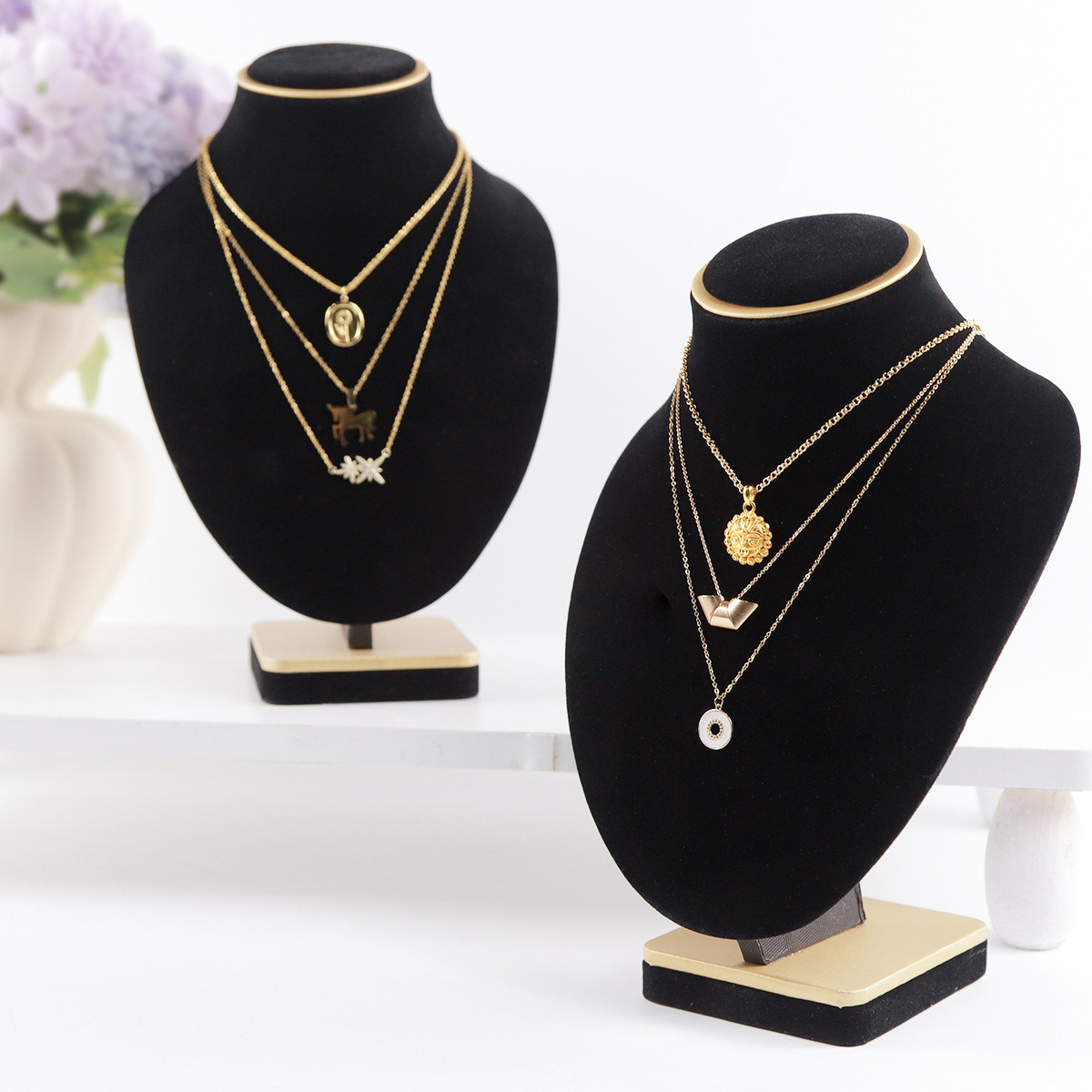 Buste jubilerskie z czarnego a – Body Jewelry Store recenzja i cena