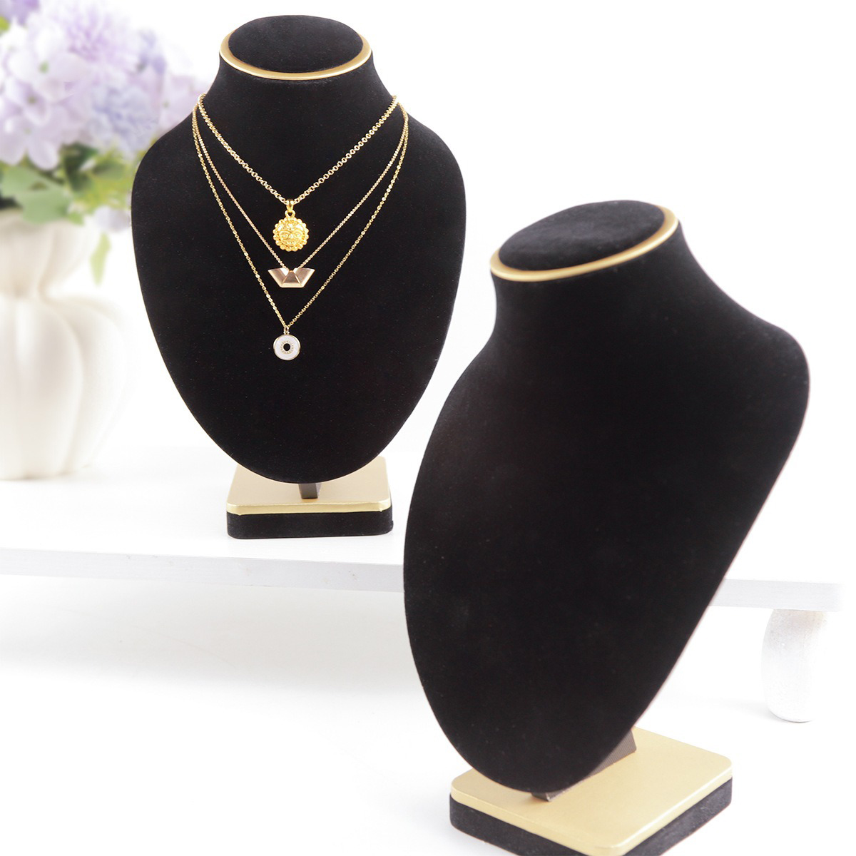 Buste jubilerskie z czarnego a – Body Jewelry Store recenzja i cena
