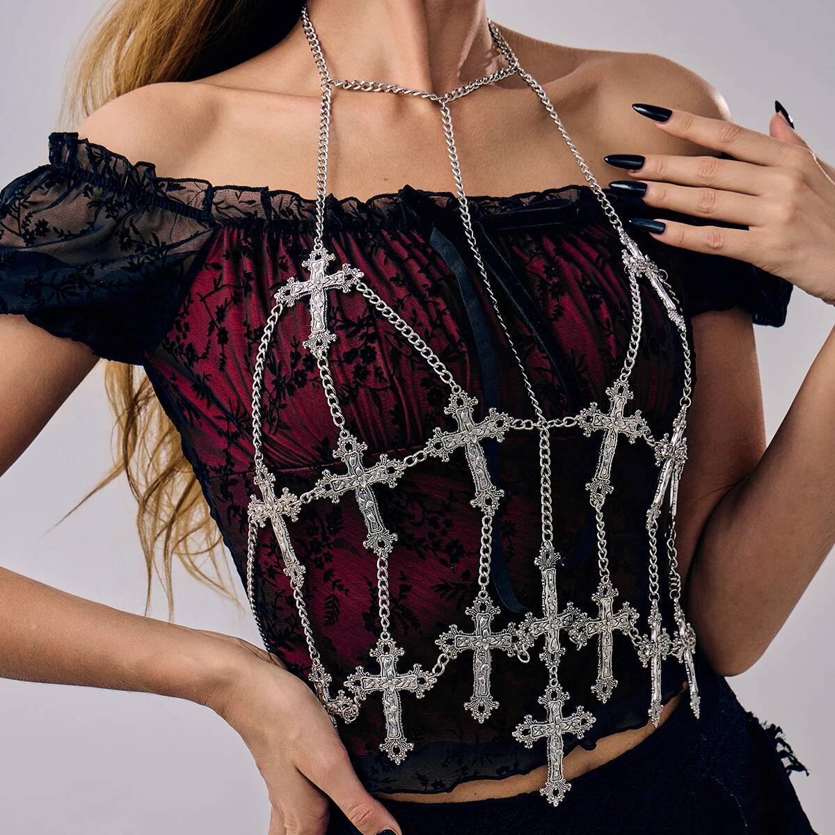 Naszyjnik łańcuszek na klatkę  – Body Jewelry Goth recenzja i cena